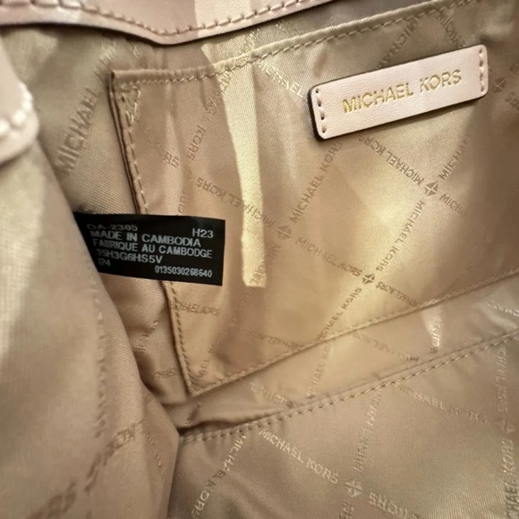 MICHAEL KORS  SHEILA SMALL CENTER ZIP SATCHEL CROSSBODY BAG MK ROSE GOLD/WHITE - Picture 9 of 10